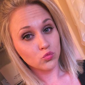 Meet your Posher, Ally